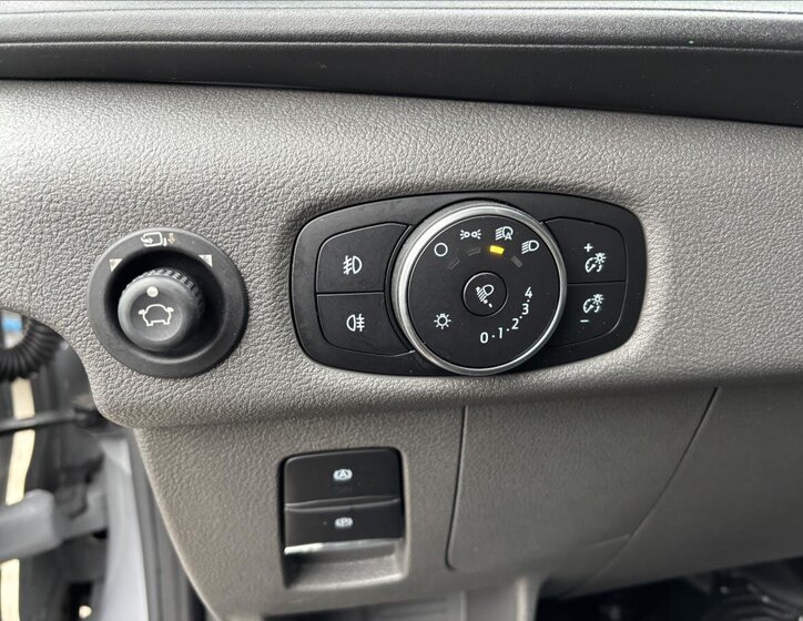 Ford Transit Skříň 0,0 198 kw