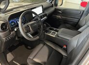 Toyota Land Cruiser 9