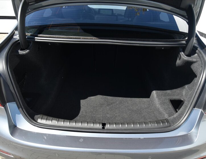 BMW Řada 5 Sedan / Limuzína 3,0 l 250 kw