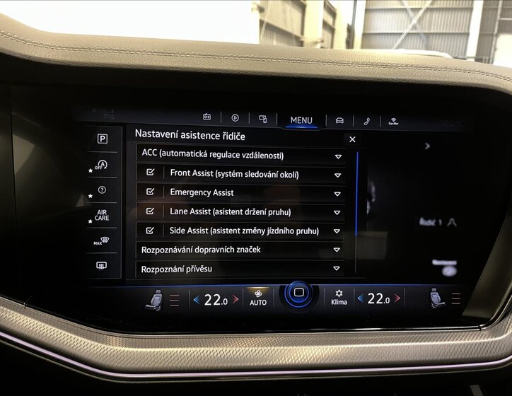 Volkswagen Touareg 9