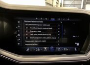 Volkswagen Touareg 9