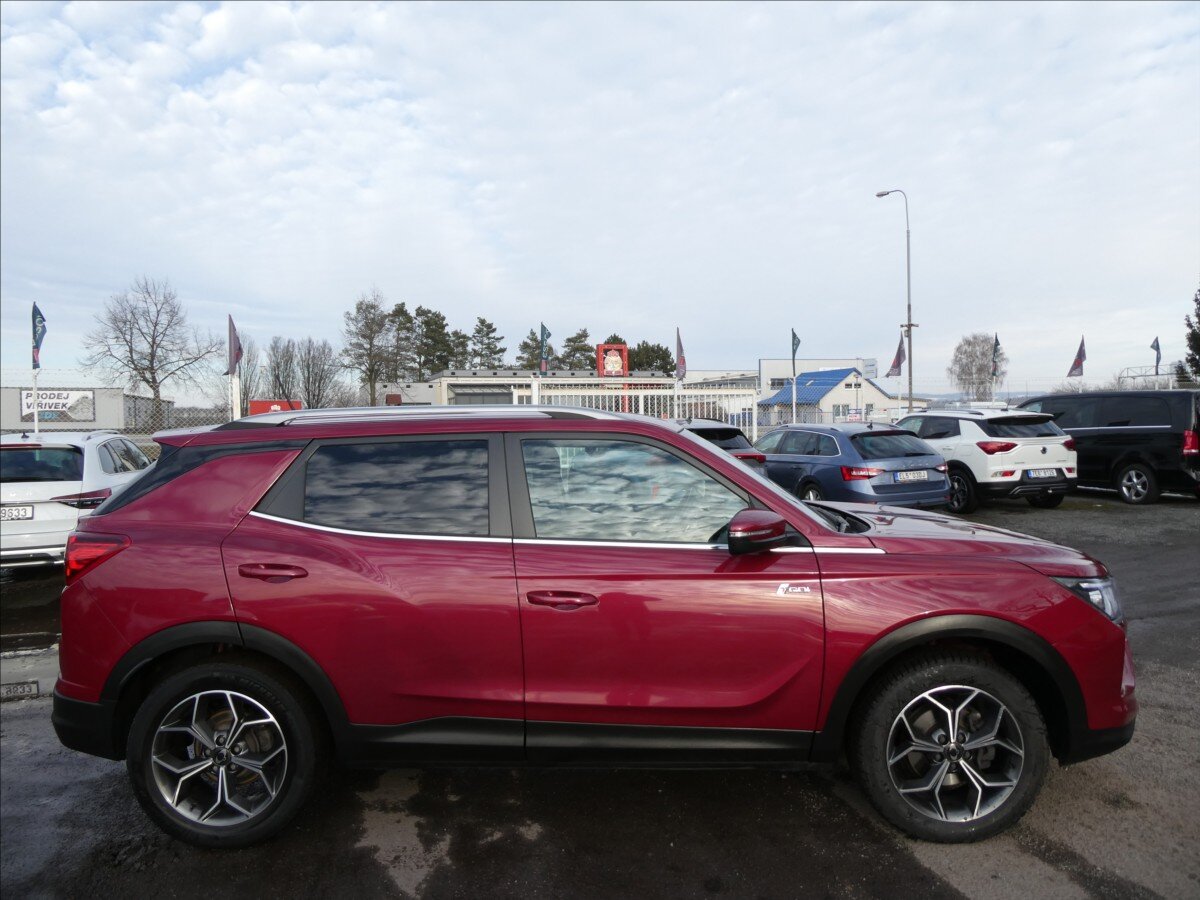 SsangYong Korando SUV / Terénní 1,5 l 120 kw