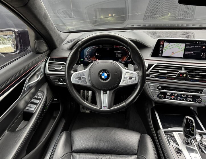 BMW Řada 7 Sedan 3,0 l 250 kw