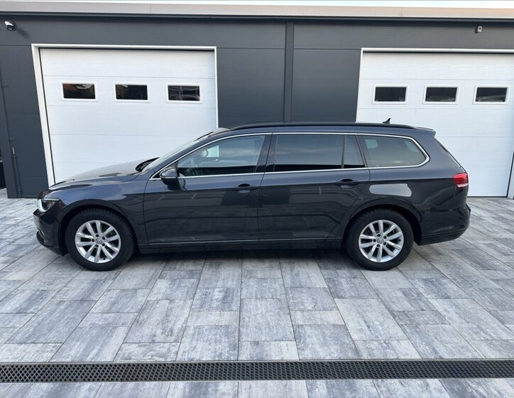 Volkswagen Passat Kombi 1,4 l 110 kw