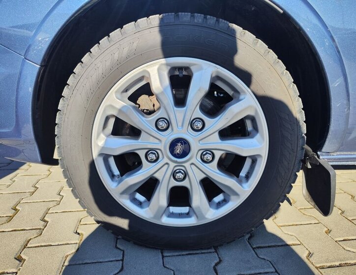 Ford Tourneo Custom VAN / Minibus 2,0 l 110 kw