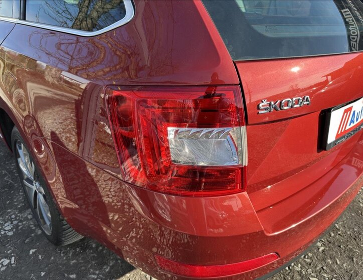 Škoda Octavia Kombi 2,0 l 110 kw