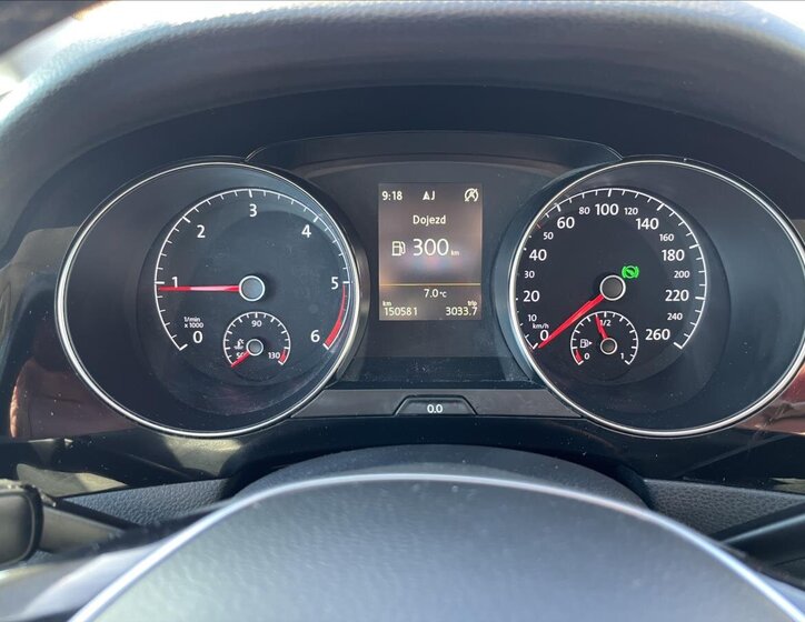 Volkswagen Golf Sportsvan Kombi 1,6 l 81 kw