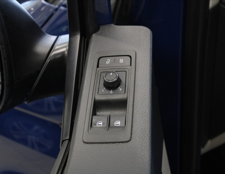 Volkswagen Transporter 13