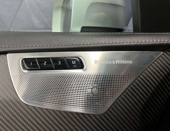 Volvo XC90 SUV / Terénní 2,0 l 177 kw