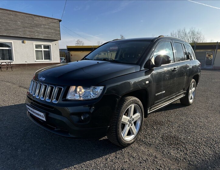 Jeep Compass SUV 2,1 l 120 kw