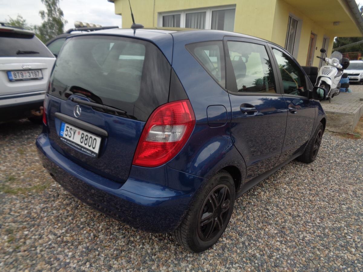 Mercedes-Benz Třídy A Hatchback 2,0 l 80 kw