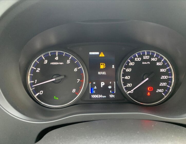 Mitsubishi Outlander SUV 2,0 l 110 kw