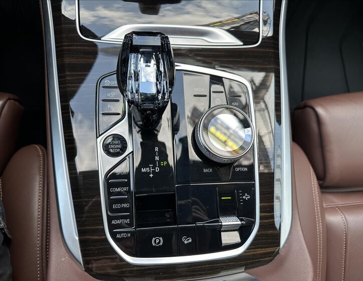 BMW X5 SUV / Terénní 3,0 l 195 kw