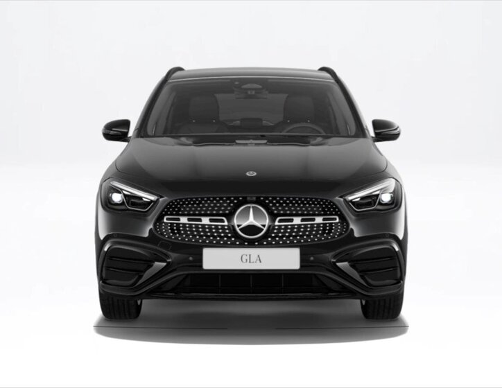 Mercedes-Benz GLA SUV / Terénní 1,3 l 120 kw