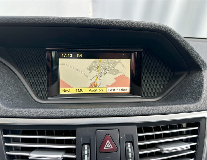 Mercedes-Benz Třídy E 33