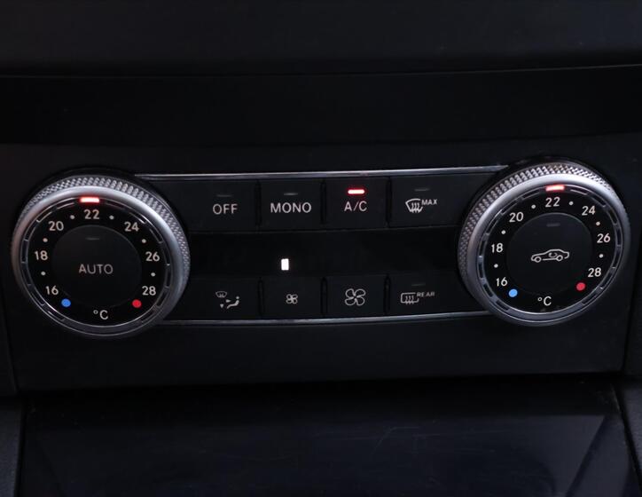 Mercedes-Benz GLK 30