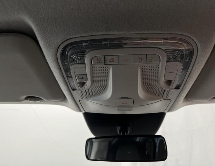 Mercedes-Benz Vito 18