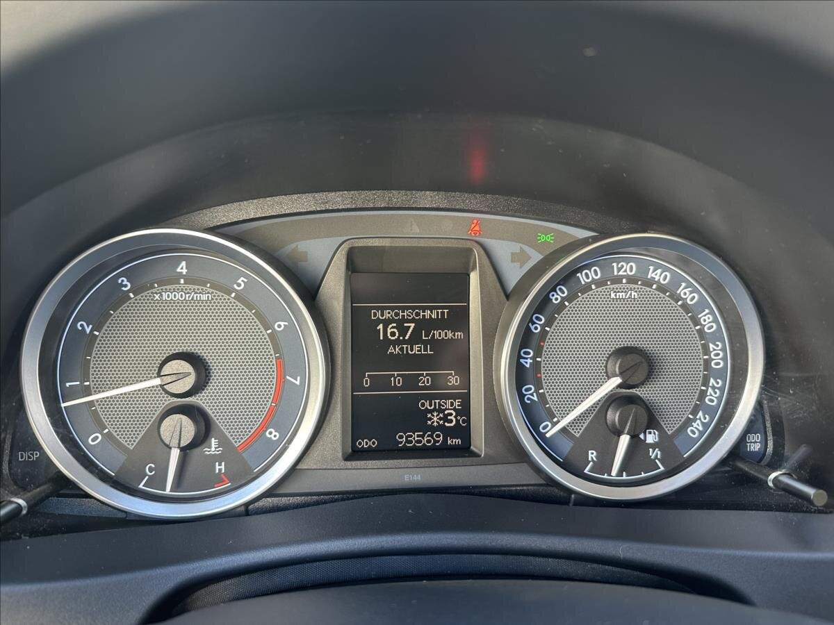 Toyota Auris Kombi 1,6 l 98 kw