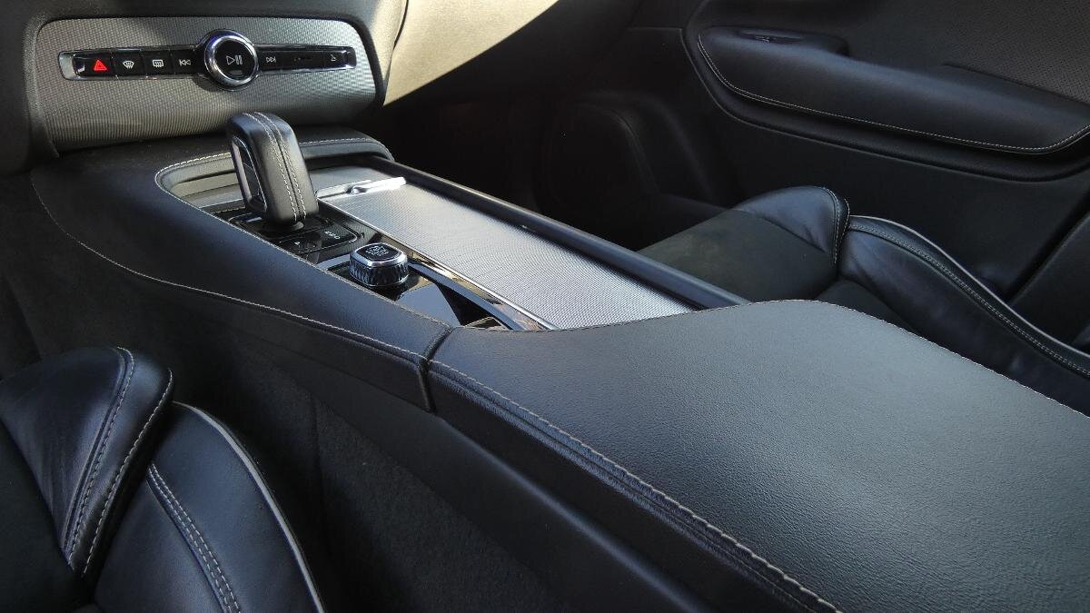 Volvo XC90 SUV / Terénní 2,0 l 173 kw