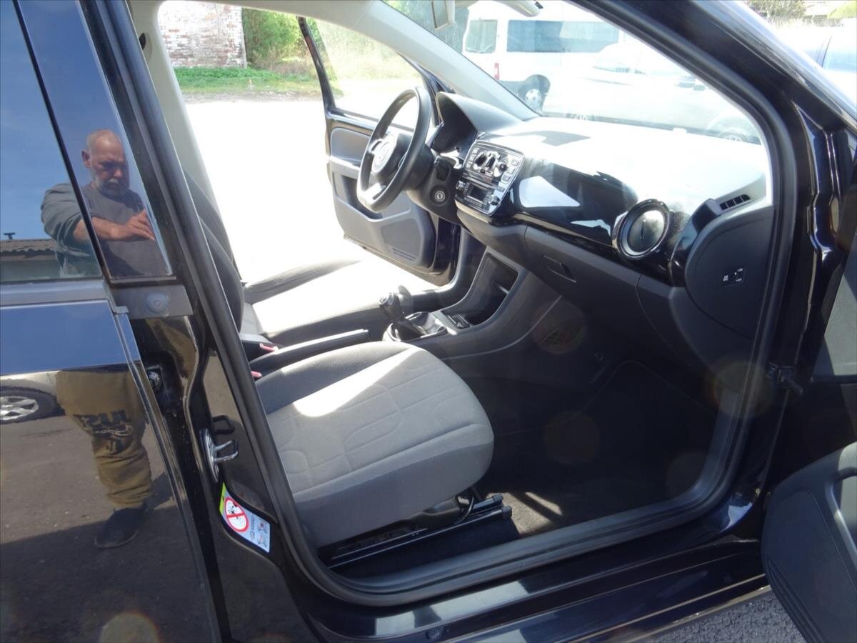 Volkswagen up! Hatchback 999,0 44 kw