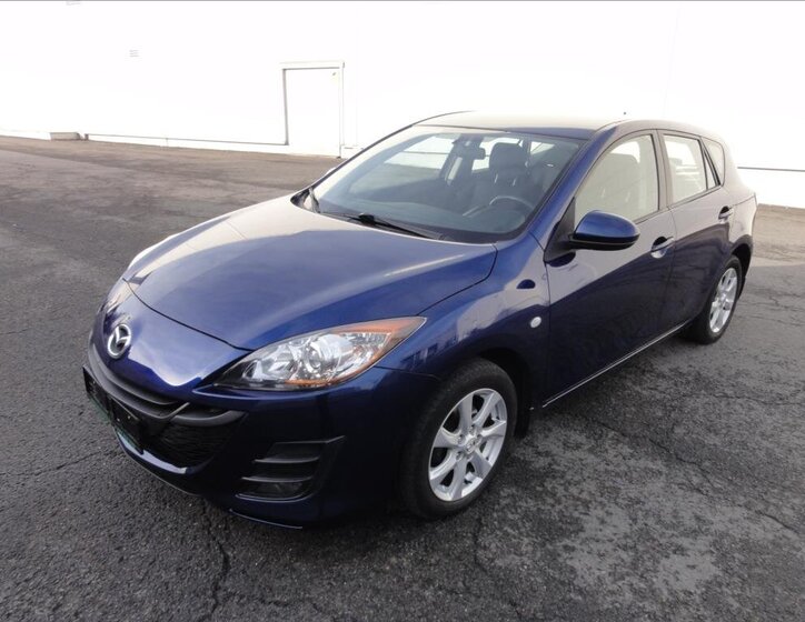 Mazda 3 10