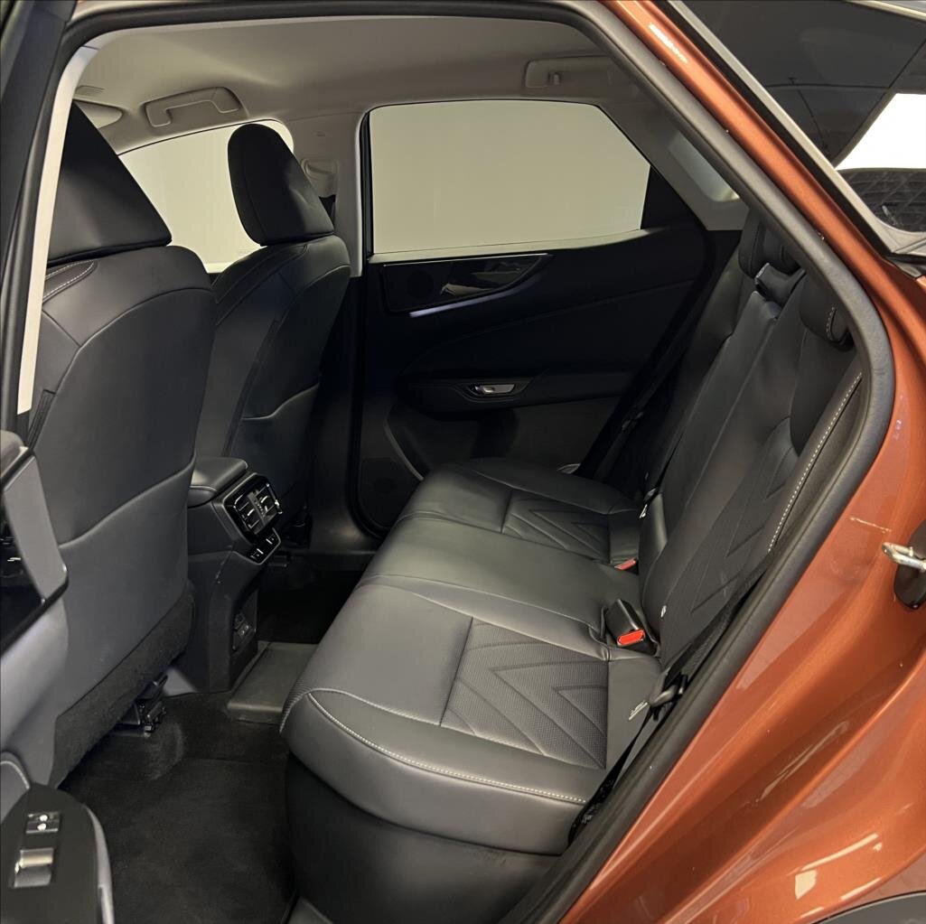 Lexus NX 450h plus SUV 2,5 l 227 kw