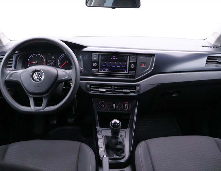 Volkswagen Polo Hatchback 999,0 48 kw