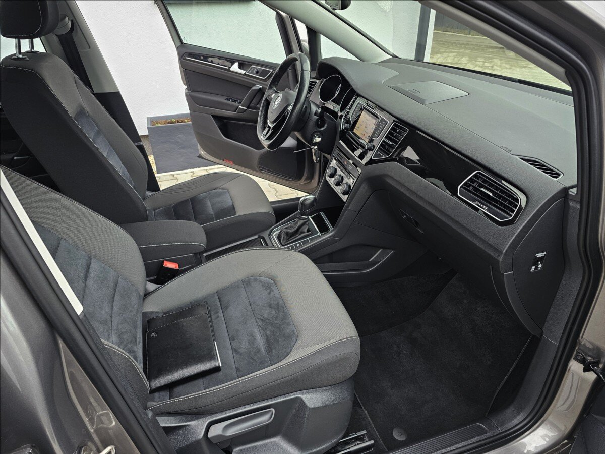 Volkswagen Golf Sportsvan