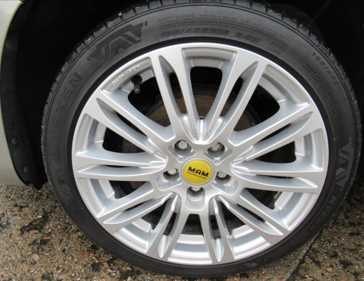 Škoda Roomster Hatchback 1,2 l 51 kw