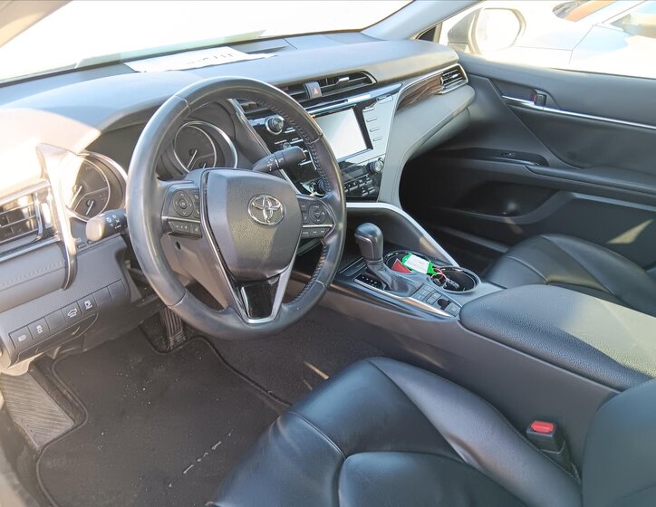 Toyota Camry Sedan 2,5 l 160 kw