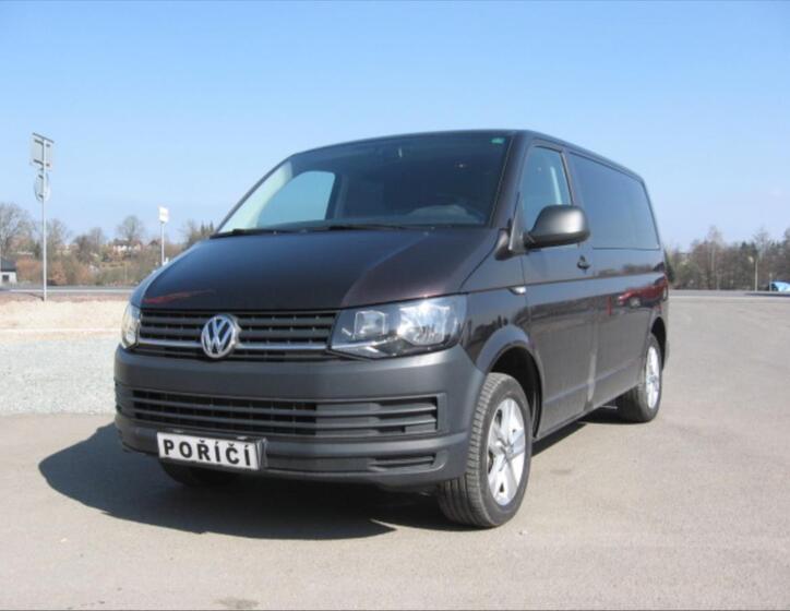 Volkswagen Caravelle 1