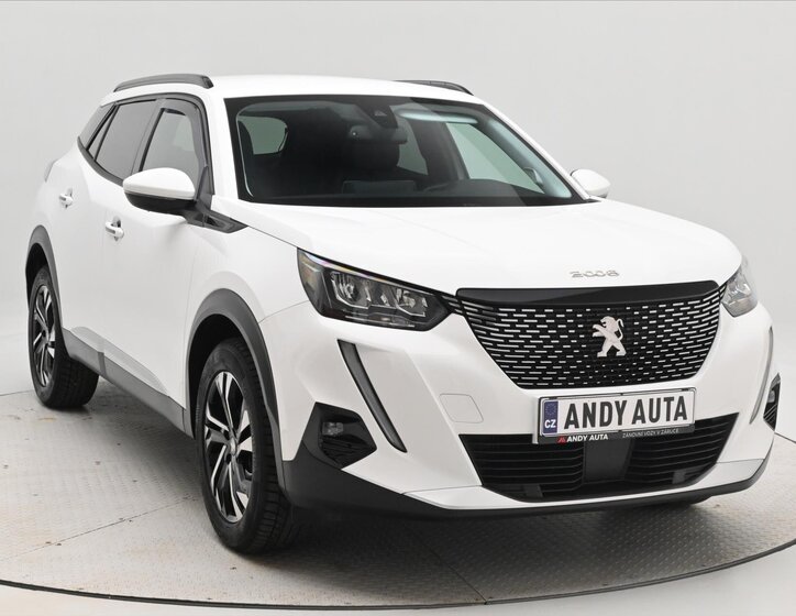 Peugeot 2008 SUV / Terénní 1,5 l 81 kw