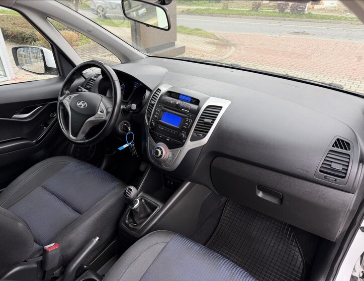 Hyundai ix20 MPV 1,6 l 91 kw