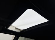 Volkswagen Golf Sedan / Limuzína 1,8 l 79 kw