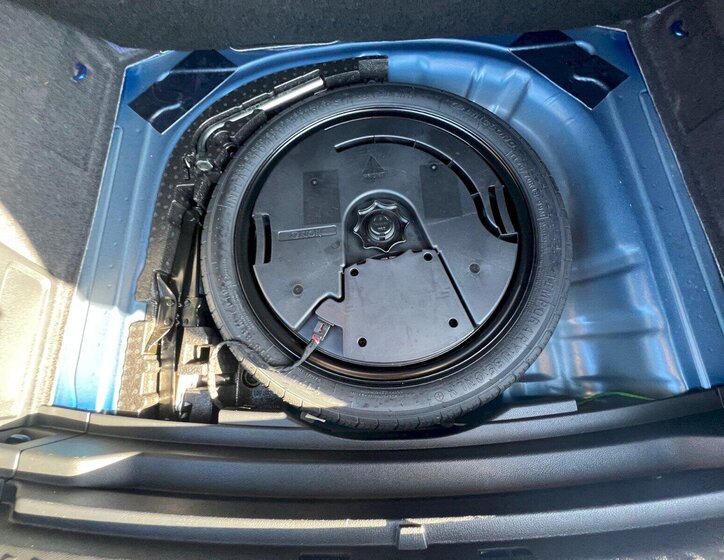 Škoda Karoq SUV / Terénní 1,5 l 110 kw