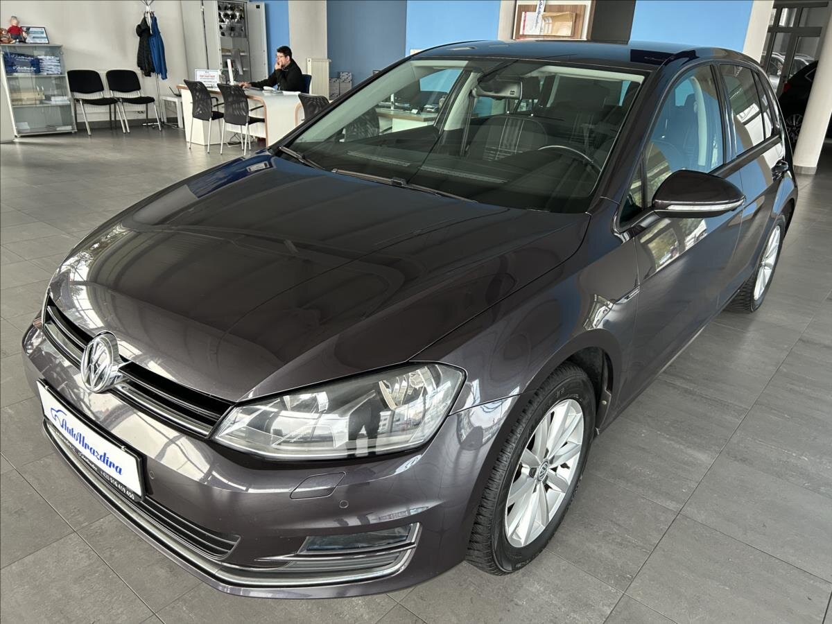 Volkswagen Golf Hatchback 1,2 l 81 kw
