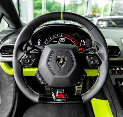 Lamborghini Huracán 6