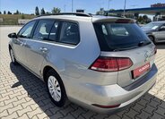 Volkswagen Golf Kombi 1,6 l 85 kw