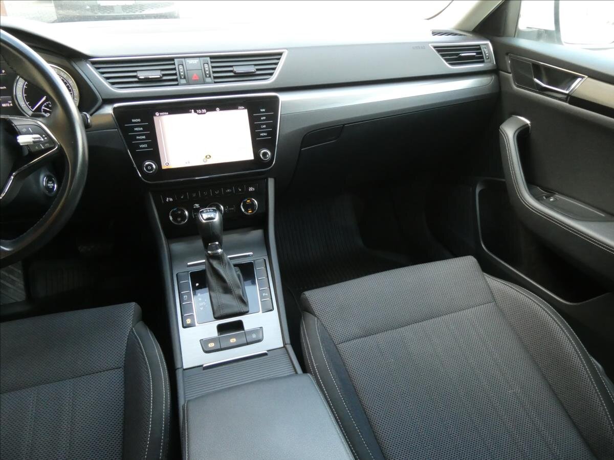 Škoda Superb Liftback 2,0 l 147 kw