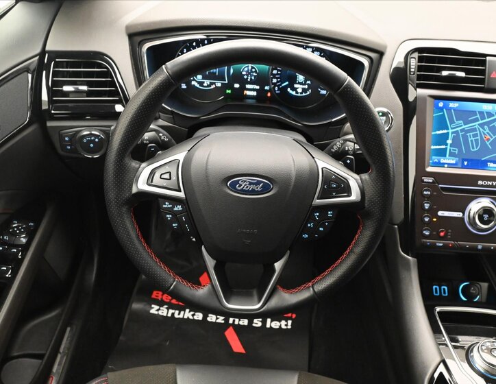 Ford Mondeo Sedan 2,0 l 140 kw