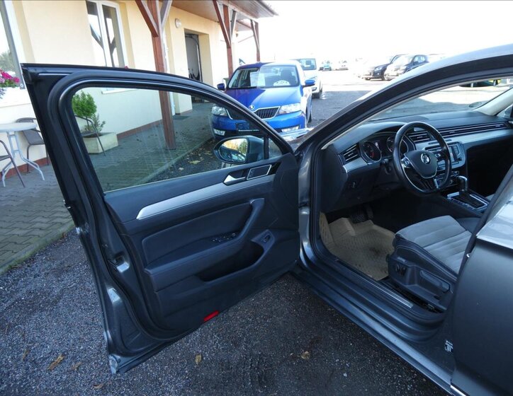 Volkswagen Passat 18