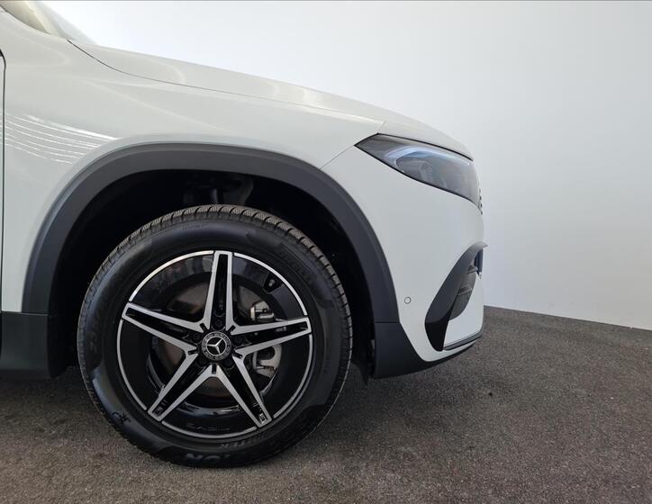 Mercedes-Benz EQB 22