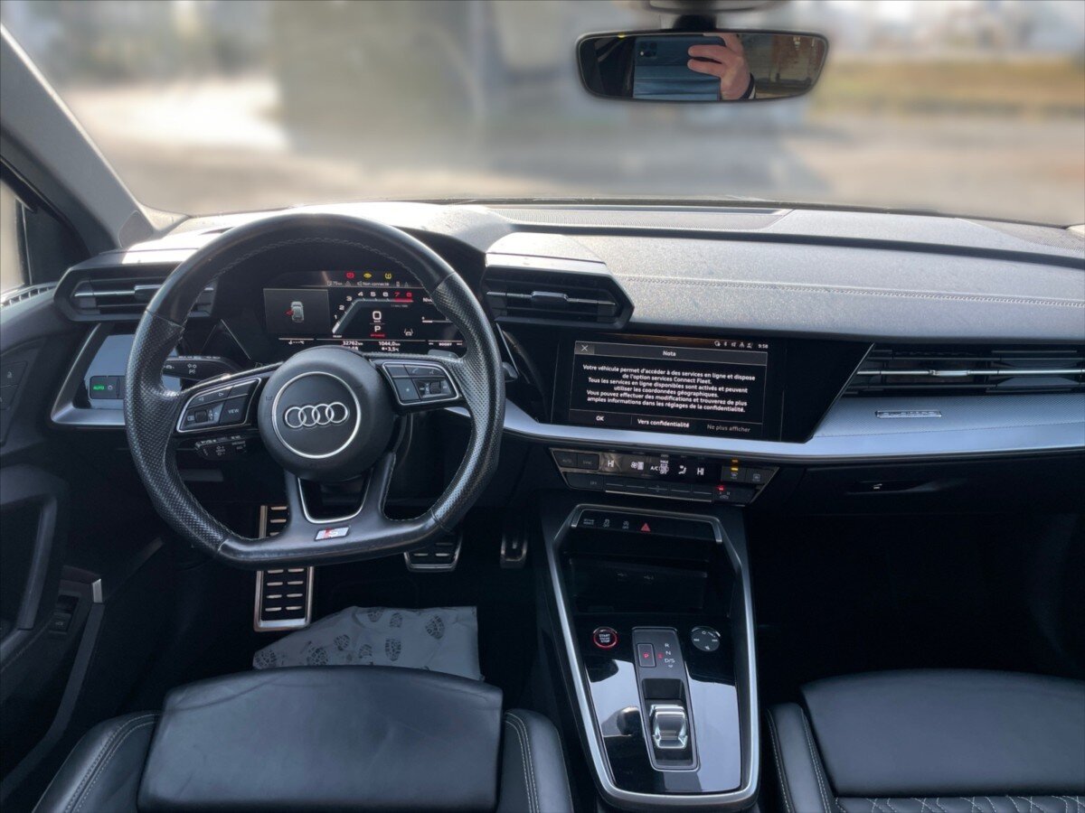 Audi S3 Hatchback 2,0 l 228 kw