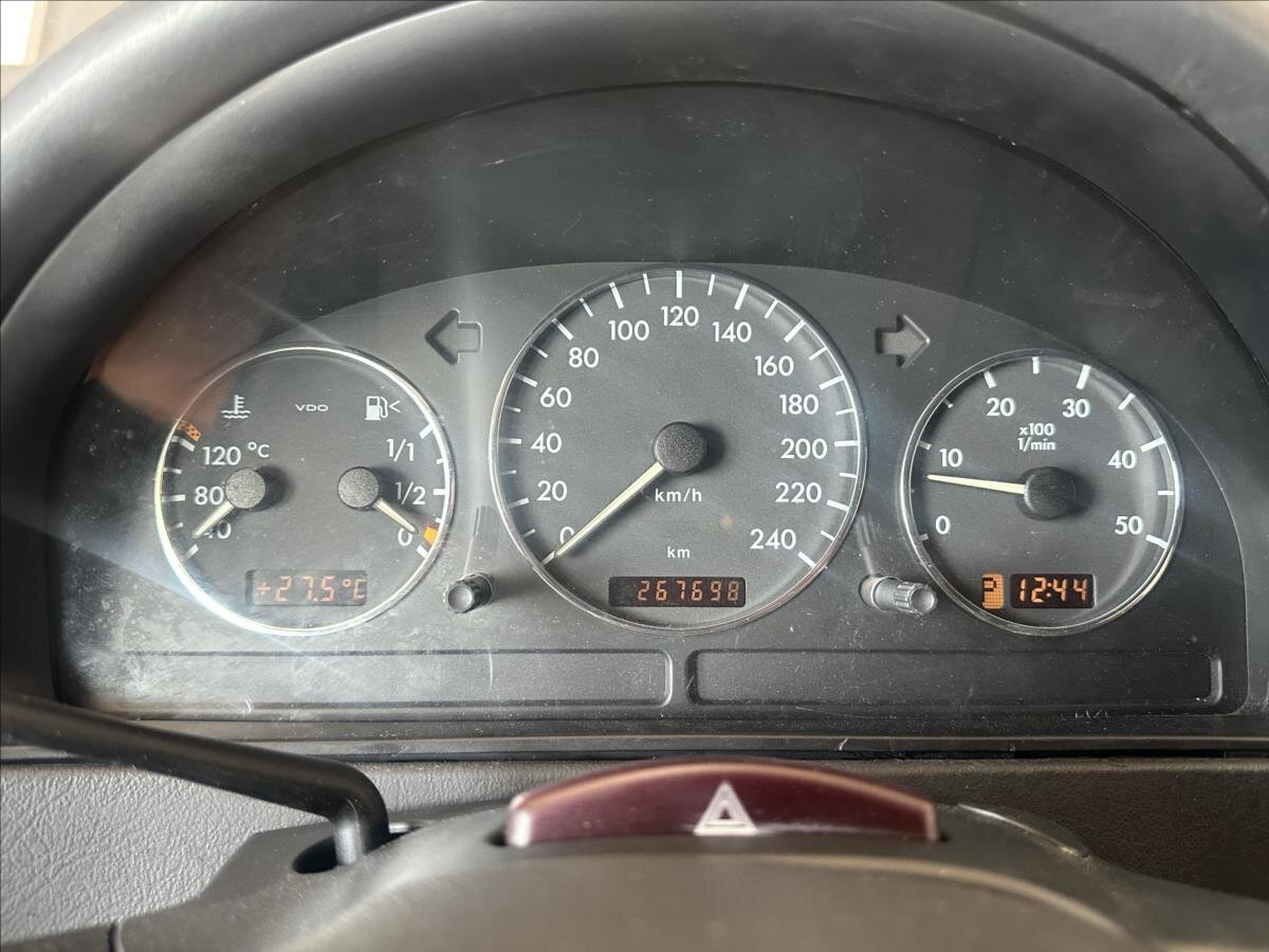 Mercedes-Benz Třídy M SUV / Terénní 2,7 l 120 kw