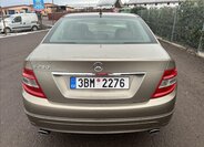 Mercedes-Benz Třídy C Sedan / Limuzína 3,0 l 170 kw