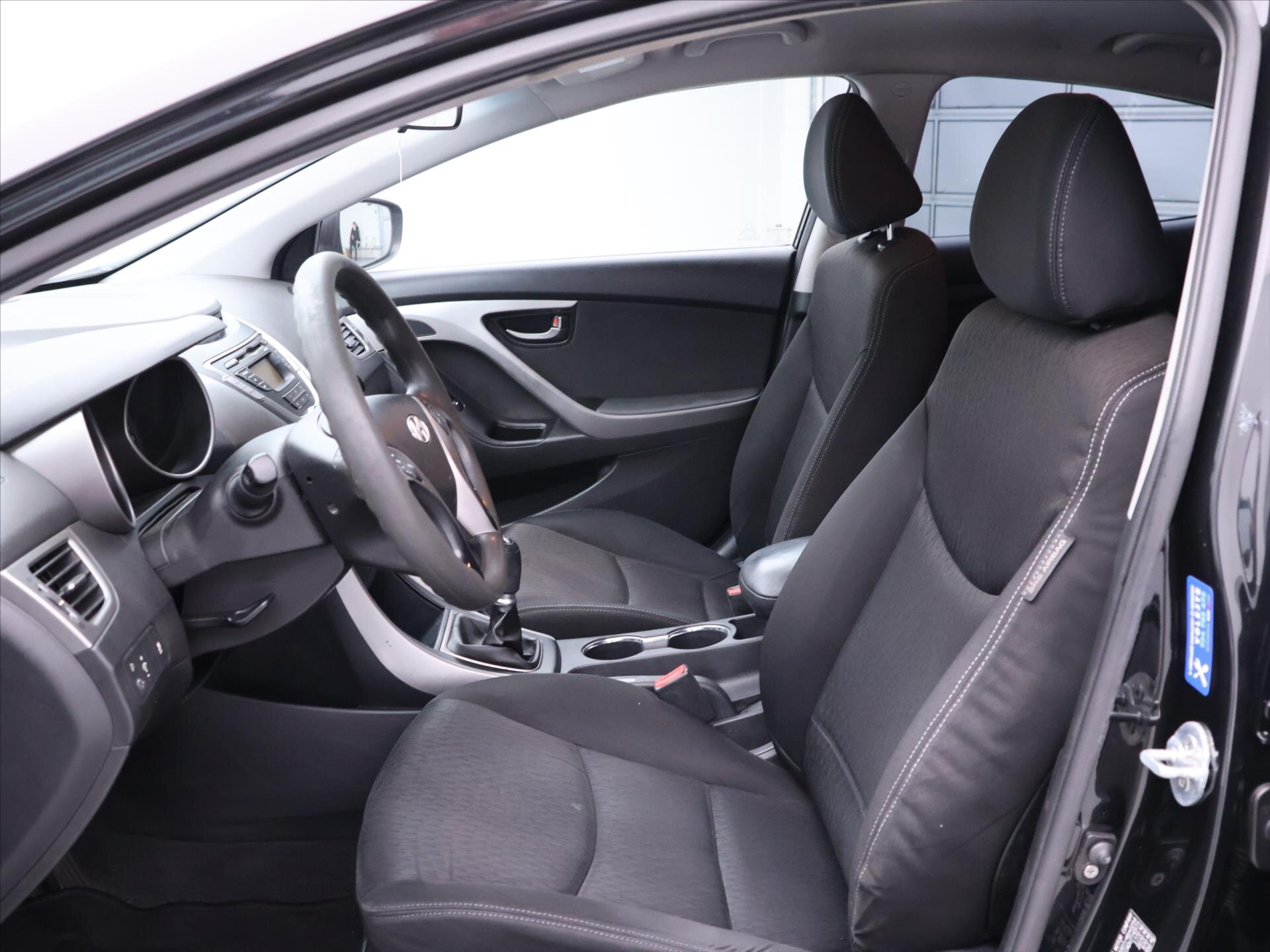 Hyundai Elantra Sedan 1,6 l 97 kw