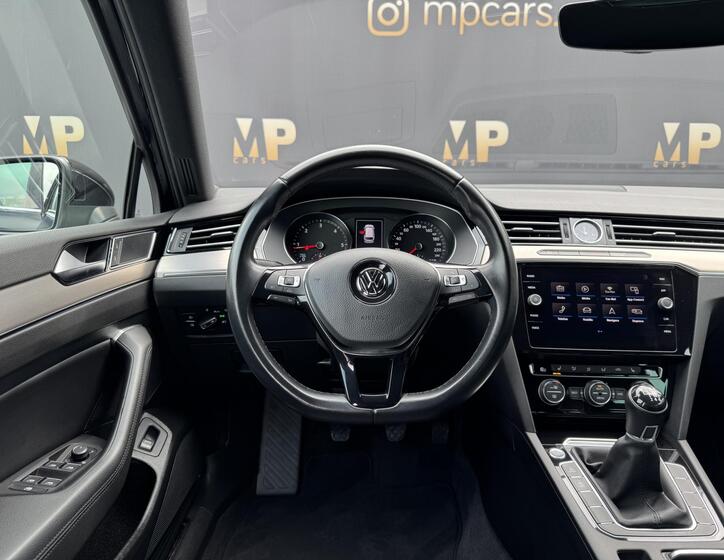 Volkswagen Passat 13