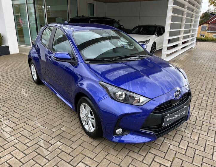 Toyota Yaris 9