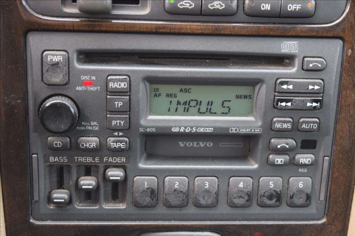 Volvo V70 Kombi 2,5 l 103 kw