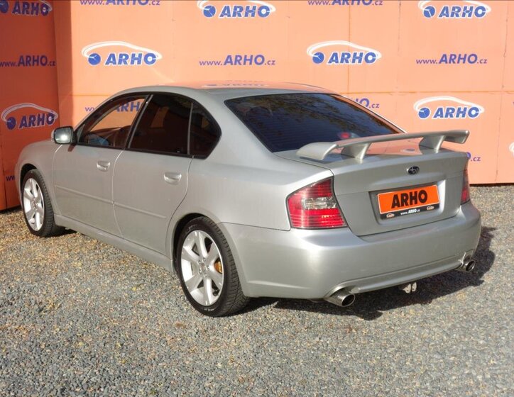 Subaru Legacy Sedan / Limuzína 2,5 l 121 kw